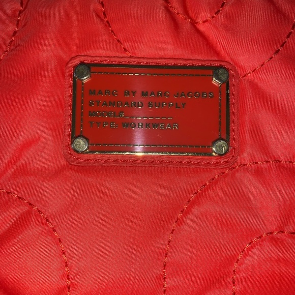 Marc Jacobs Red Quilted Tablet Sleeve - Picture 2 of 4